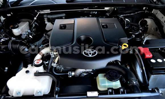 Tenga Tsaru Toyota Fortuner Chena Mota in Beitbridge in Matabeleland South Tenga Tsaru Toyota Fortuner Chena Mota in Beitbridge in Matabeleland South