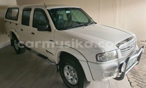 Nunua Ilio tumika Mazda B–series Nyeupe Gari ndani ya Beitbridge nchini Matabeleland Kusini