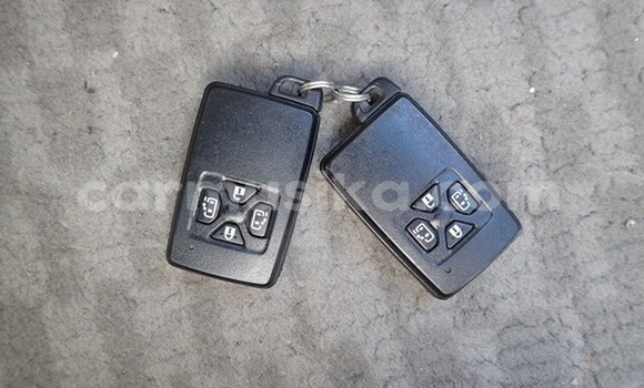 Acheter Occasion Voiture Toyota Noah Gris à Beitbridge, Matabeleland South Acheter Occasion Voiture Toyota Noah Gris à Beitbridge, Matabeleland South