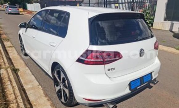 Acheter Occasion Voiture Volkswagen Golf Blanc à Beitbridge, Matabeleland South Acheter Occasion Voiture Volkswagen Golf Blanc à Beitbridge, Matabeleland South