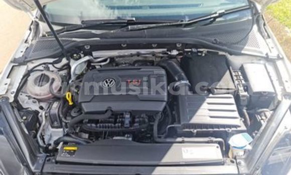 Acheter Occasion Voiture Volkswagen Golf Blanc à Beitbridge, Matabeleland South Acheter Occasion Voiture Volkswagen Golf Blanc à Beitbridge, Matabeleland South