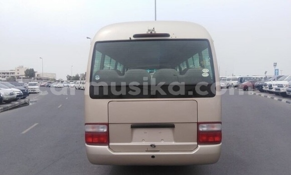 Acheter Occasion Voiture Toyota Coaster Autre à Beitbridge, Matabeleland South Acheter Occasion Voiture Toyota Coaster Autre à Beitbridge, Matabeleland South