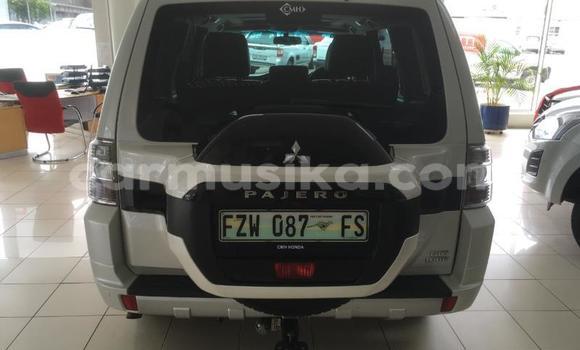 Tenga Tsaru Mitsubishi Pajero Chena Mota in Beitbridge in Matabeleland South Tenga Tsaru Mitsubishi Pajero Chena Mota in Beitbridge in Matabeleland South