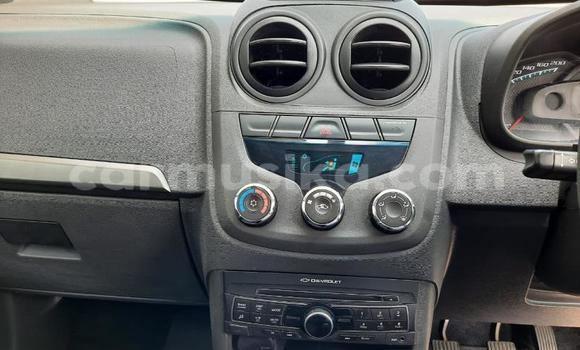 Acheter Occasion Voiture Chevrolet Corsa Blanc à Beitbridge, Matabeleland South Acheter Occasion Voiture Chevrolet Corsa Blanc à Beitbridge, Matabeleland South