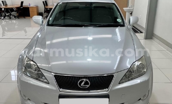 Nunua Ilio tumika Lexus IS Fedha Gari ndani ya Beitbridge nchini Matabeleland Kusini