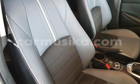 Tenga Tsaru Mazda 2 Zvimwe Mota in Beitbridge in Matabeleland South Tenga Tsaru Mazda 2 Zvimwe Mota in Beitbridge in Matabeleland South