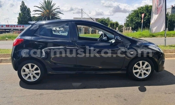 Acheter Occasion Voiture Mazda 2 Bleu à Beitbridge, Matabeleland South Acheter Occasion Voiture Mazda 2 Bleu à Beitbridge, Matabeleland South