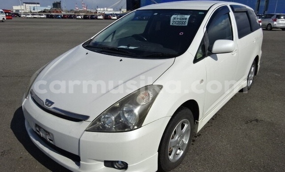 Nunua Ilio tumika Toyota Wish Nyeupe Gari ndani ya Beitbridge nchini Matabeleland Kusini