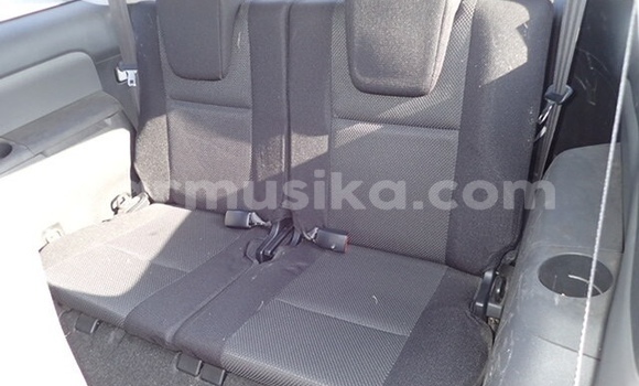 Buy Used Toyota Wish White Car in Beitbridge in Matabeleland South Buy Used Toyota Wish White Car in Beitbridge in Matabeleland South