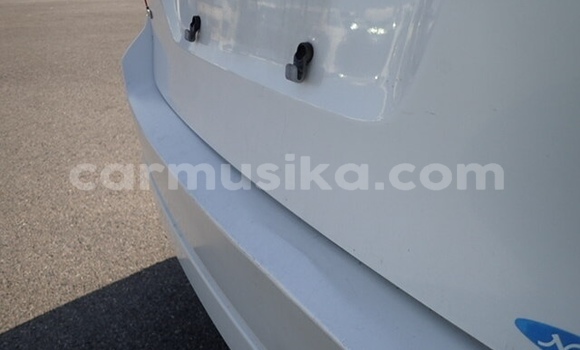 Buy Used Toyota Wish White Car in Beitbridge in Matabeleland South Buy Used Toyota Wish White Car in Beitbridge in Matabeleland South