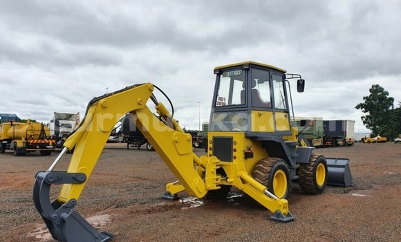 Buy Used ZIL 111 Other Car in Beitbridge in Matabeleland South Buy Used ZIL 111 Other Car in Beitbridge in Matabeleland South