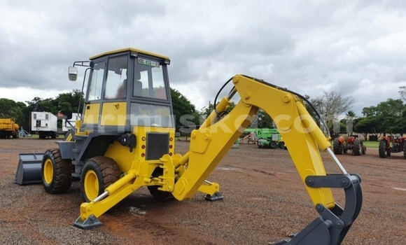 Acheter Occasion Voiture ZIL 111 Autre à Beitbridge, Matabeleland South Acheter Occasion Voiture ZIL 111 Autre à Beitbridge, Matabeleland South