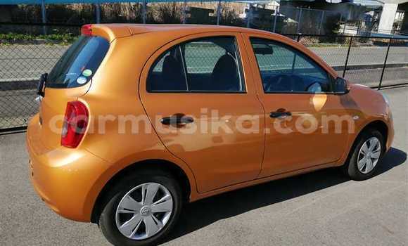 Buy Used Nissan March Beige Car in Beitbridge in Matabeleland South Buy Used Nissan March Beige Car in Beitbridge in Matabeleland South