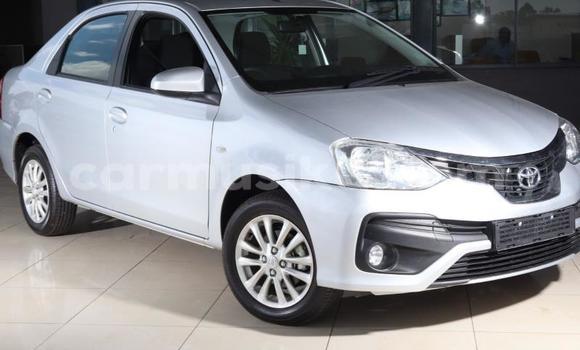 Nunua Ilio tumika Toyota Etios Fedha Gari ndani ya Beitbridge nchini Matabeleland Kusini