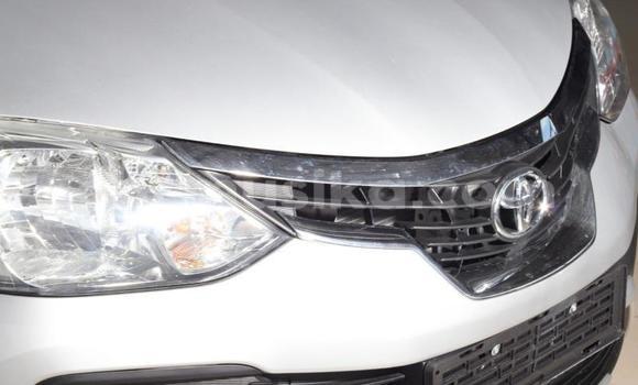 Acheter Occasion Voiture Toyota Etios Gris à Beitbridge, Matabeleland South Acheter Occasion Voiture Toyota Etios Gris à Beitbridge, Matabeleland South