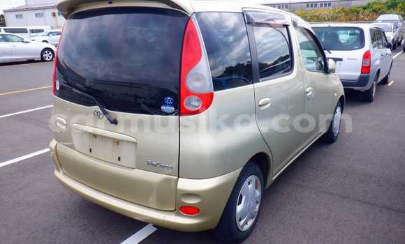 Tenga Tsaru Toyota FunCargo Zvimwe Mota in Beitbridge in Matabeleland South Tenga Tsaru Toyota FunCargo Zvimwe Mota in Beitbridge in Matabeleland South