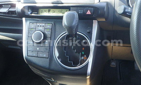 Tenga Tsaru Toyota Wish Zvimwe Mota in Beitbridge in Matabeleland South Tenga Tsaru Toyota Wish Zvimwe Mota in Beitbridge in Matabeleland South