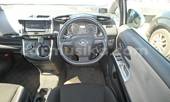 Tenga Tsaru Toyota Wish Zvimwe Mota in Beitbridge in Matabeleland South Tenga Tsaru Toyota Wish Zvimwe Mota in Beitbridge in Matabeleland South