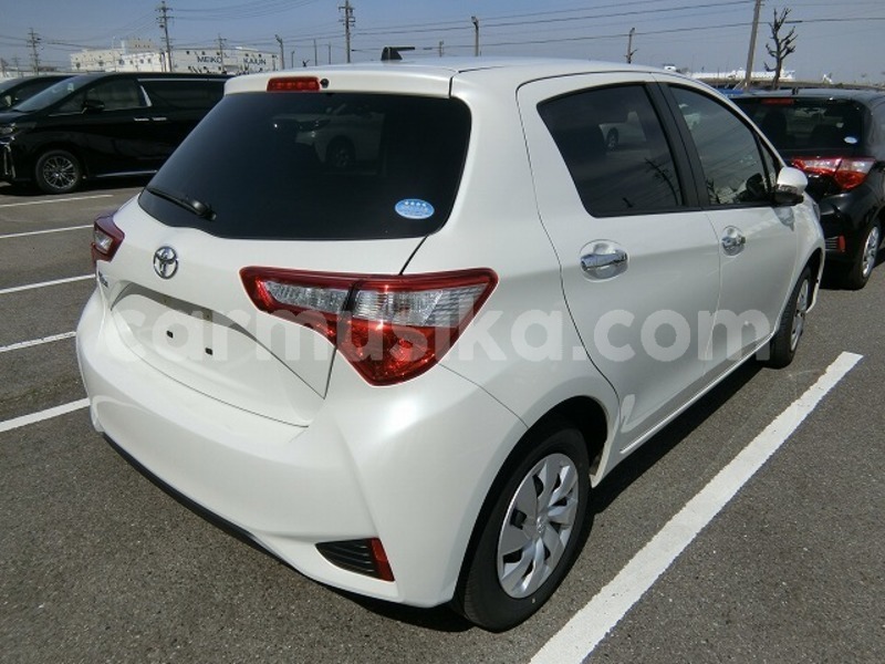 Big with watermark toyota vitz matabeleland south beitbridge 20640