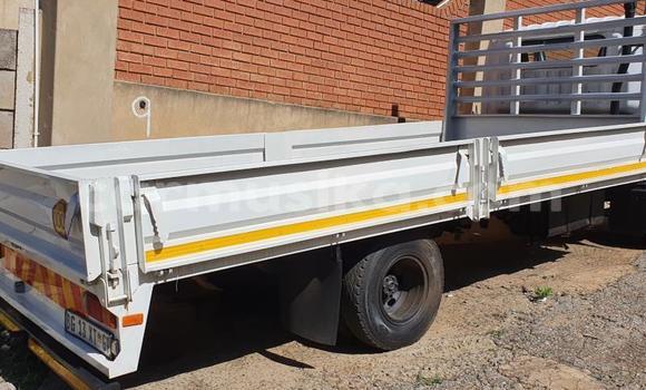 Acheter Occasion Utilitaire Toyota Dyna Autre à Beitbridge, Matabeleland South Acheter Occasion Utilitaire Toyota Dyna Autre à Beitbridge, Matabeleland South