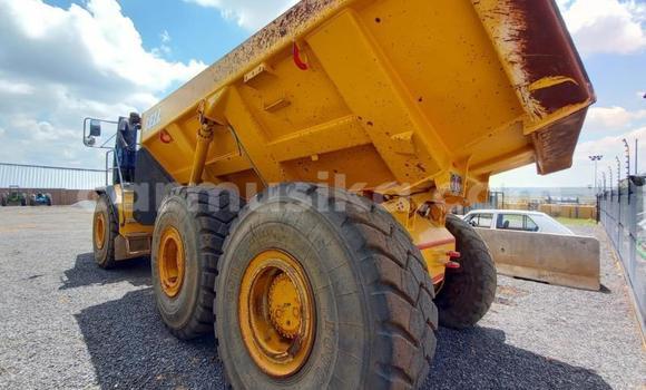 Tenga Tsaru Caterpillar 120 Zvimwe Rori in Harare in Harare Tenga Tsaru Caterpillar 120 Zvimwe Rori in Harare in Harare