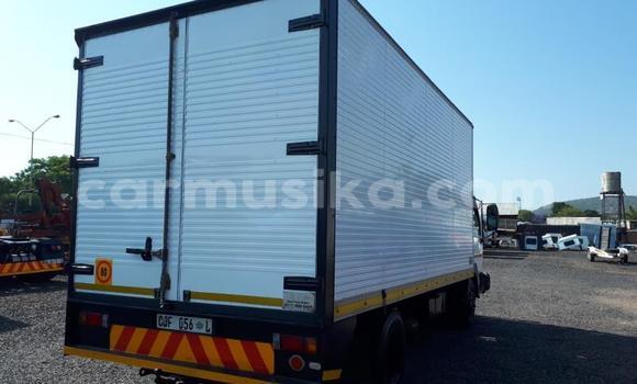 Acheter Occasion Utilitaire Toyota Dyna Autre à Beitbridge, Matabeleland South Acheter Occasion Utilitaire Toyota Dyna Autre à Beitbridge, Matabeleland South