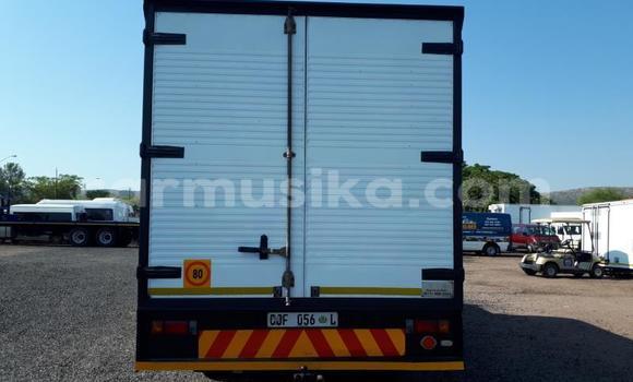 Acheter Occasion Utilitaire Toyota Dyna Autre à Beitbridge, Matabeleland South Acheter Occasion Utilitaire Toyota Dyna Autre à Beitbridge, Matabeleland South