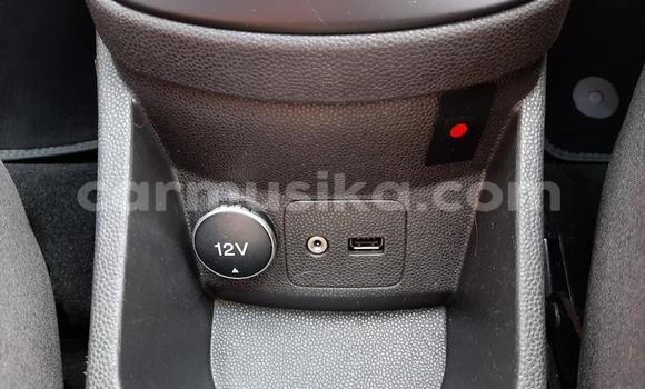 Acheter Occasion Voiture Ford Fiesta ST Beige à Beitbridge, Matabeleland South Acheter Occasion Voiture Ford Fiesta ST Beige à Beitbridge, Matabeleland South