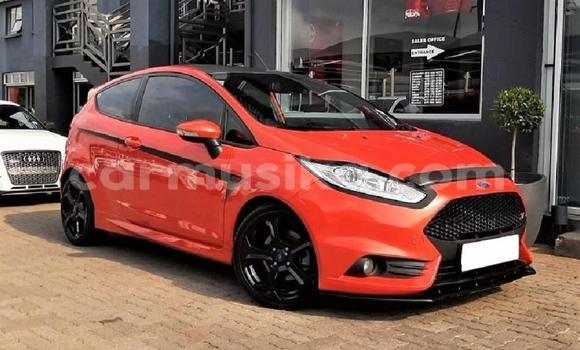 Acheter Occasion Voiture Ford Fiesta ST Beige à Beitbridge, Matabeleland South Acheter Occasion Voiture Ford Fiesta ST Beige à Beitbridge, Matabeleland South