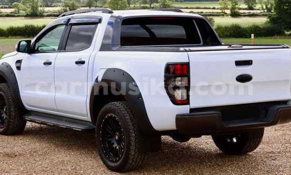 Acheter Occasion Voiture Ford Ranger Blanc à Beitbridge, Matabeleland South Acheter Occasion Voiture Ford Ranger Blanc à Beitbridge, Matabeleland South