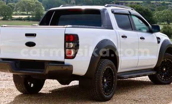 Acheter Occasion Voiture Ford Ranger Blanc à Beitbridge, Matabeleland South Acheter Occasion Voiture Ford Ranger Blanc à Beitbridge, Matabeleland South