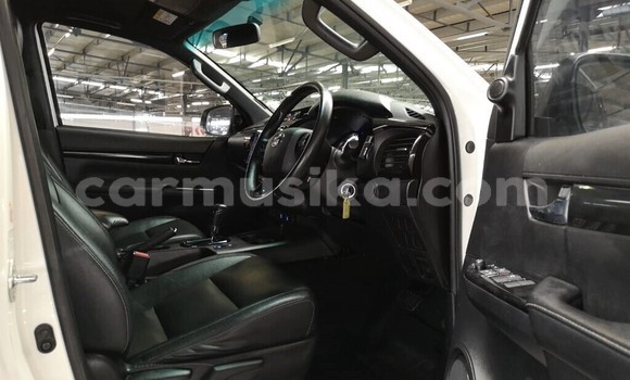 Tenga Tsaru Toyota Hilux Chena Mota in Beitbridge in Matabeleland South Tenga Tsaru Toyota Hilux Chena Mota in Beitbridge in Matabeleland South