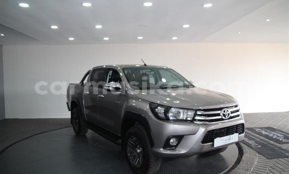 Tenga Tsaru Toyota Hilux Sirivha Mota in Beitbridge in Matabeleland South Tenga Tsaru Toyota Hilux Sirivha Mota in Beitbridge in Matabeleland South