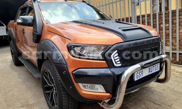 Nunua Ilio tumika Ford Ranger Beige Gari ndani ya Beitbridge nchini Matabeleland Kusini