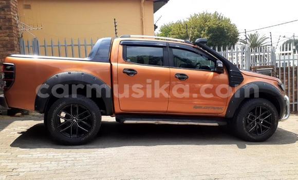 Tenga Tsaru Ford Ranger Beige Mota in Beitbridge in Matabeleland South Tenga Tsaru Ford Ranger Beige Mota in Beitbridge in Matabeleland South