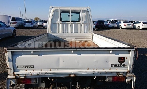 Buy Used Mazda Bongo White Car in Beitbridge in Matabeleland South Buy Used Mazda Bongo White Car in Beitbridge in Matabeleland South