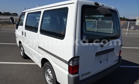 Tenga Tsaru Mazda Bongo Chena Mota in Beitbridge in Matabeleland South Tenga Tsaru Mazda Bongo Chena Mota in Beitbridge in Matabeleland South