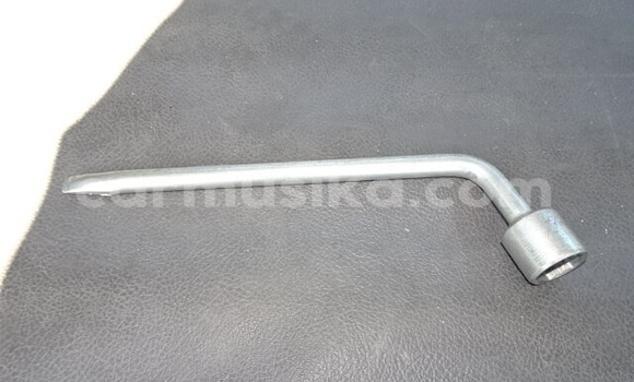 Tenga Tsaru Mazda Bongo Chena Mota in Beitbridge in Matabeleland South Tenga Tsaru Mazda Bongo Chena Mota in Beitbridge in Matabeleland South