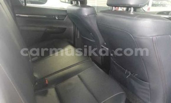 Acheter Occasion Voiture Toyota Hilux Blanc à Beitbridge, Matabeleland South Acheter Occasion Voiture Toyota Hilux Blanc à Beitbridge, Matabeleland South