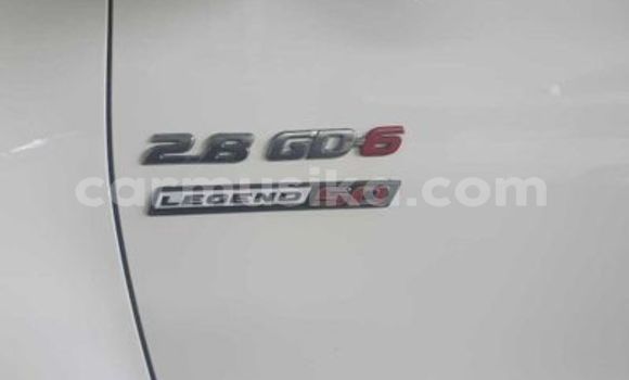 Acheter Occasion Voiture Toyota Hilux Blanc à Beitbridge, Matabeleland South Acheter Occasion Voiture Toyota Hilux Blanc à Beitbridge, Matabeleland South