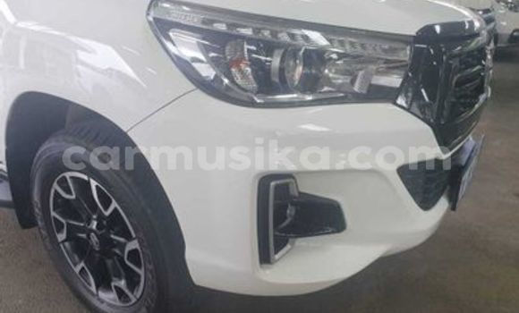 Acheter Occasion Voiture Toyota Hilux Blanc à Beitbridge, Matabeleland South Acheter Occasion Voiture Toyota Hilux Blanc à Beitbridge, Matabeleland South