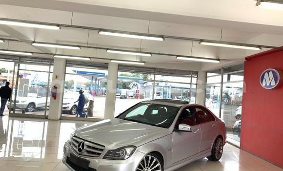 Buy Used Mercedes-Benz C-Classe Silver Car in Beitbridge in Matabeleland South Buy Used Mercedes-Benz C-Classe Silver Car in Beitbridge in Matabeleland South