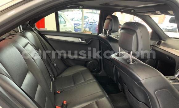 Buy Used Mercedes-Benz C-Classe Silver Car in Beitbridge in Matabeleland South Buy Used Mercedes-Benz C-Classe Silver Car in Beitbridge in Matabeleland South