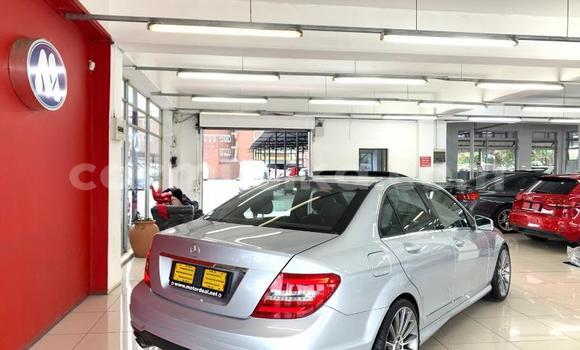Buy Used Mercedes-Benz C-Classe Silver Car in Beitbridge in Matabeleland South Buy Used Mercedes-Benz C-Classe Silver Car in Beitbridge in Matabeleland South