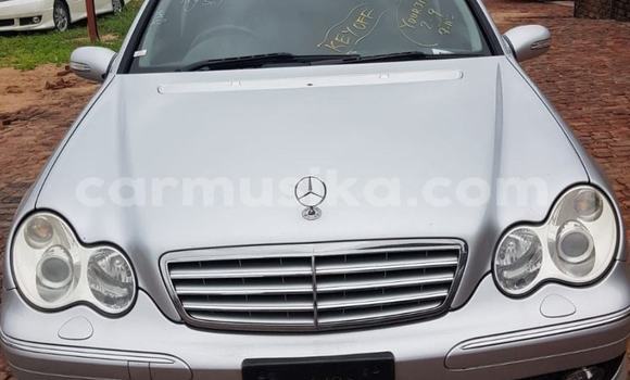 Acheter Occasion Voiture Mercedes‒Benz C–Class Gris à Alexandra Park, Harare Acheter Occasion Voiture Mercedes‒Benz C–Class Gris à Alexandra Park, Harare