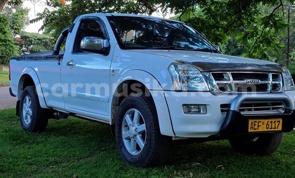 Acheter Occasion Voiture Isuzu KB Blanc à Alexandra Park, Harare Acheter Occasion Voiture Isuzu KB Blanc à Alexandra Park, Harare