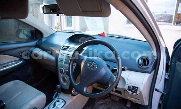 Acheter Occasion Voiture Toyota Belta Gris à Alexandra Park, Harare Acheter Occasion Voiture Toyota Belta Gris à Alexandra Park, Harare