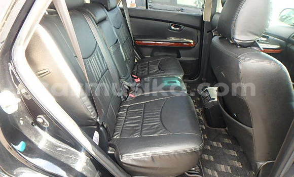 Nunua Ilio tumika Toyota Harrier Nyeusi Gari ndani ya Beitbridge nchini Matabeleland Kusini Nunua Ilio tumika Toyota Harrier Nyeusi Gari ndani ya Beitbridge nchini Matabeleland Kusini