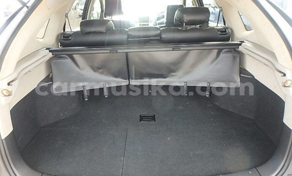 Nunua Ilio tumika Toyota Harrier Nyeusi Gari ndani ya Beitbridge nchini Matabeleland Kusini Nunua Ilio tumika Toyota Harrier Nyeusi Gari ndani ya Beitbridge nchini Matabeleland Kusini