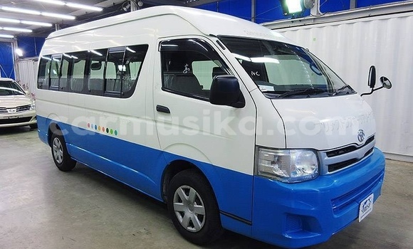 Acheter Occasion Voiture Toyota Hiace Blanc à Beitbridge, Matabeleland South